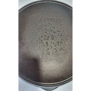 Vintage VOLLRATH Cast-Iron Chicken Fryer #8 w/Heat Ring-Sits Flat